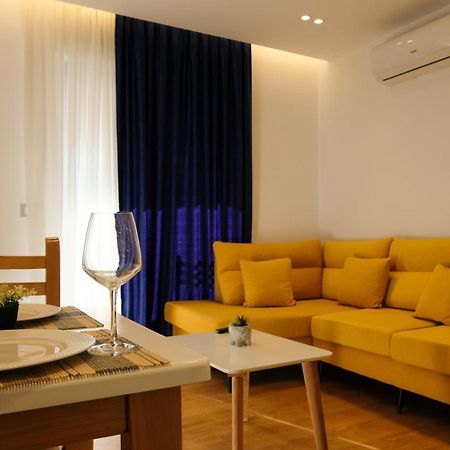 2E Center Apartment 티라나 외부 사진