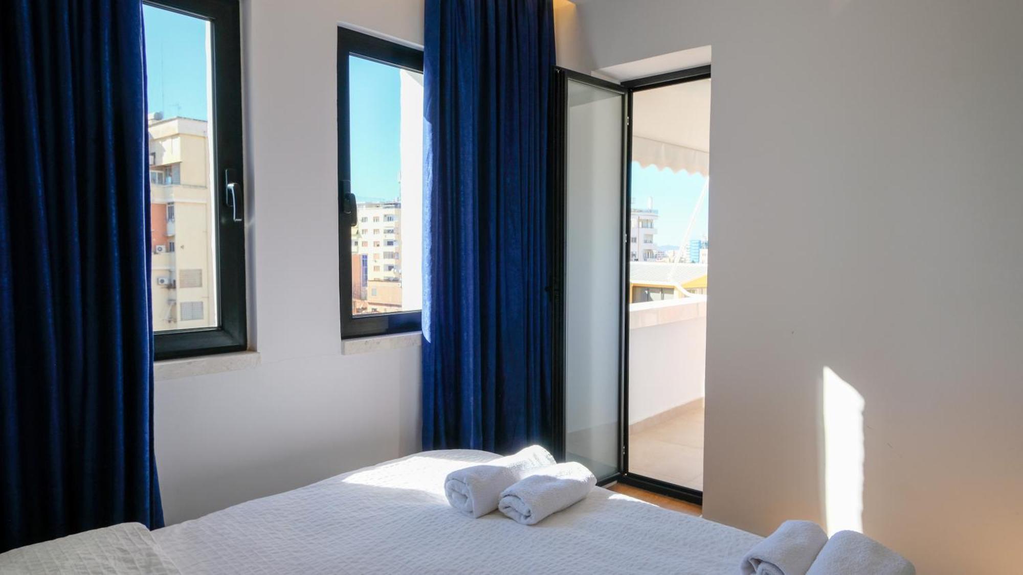 2E Center Apartment 티라나 외부 사진