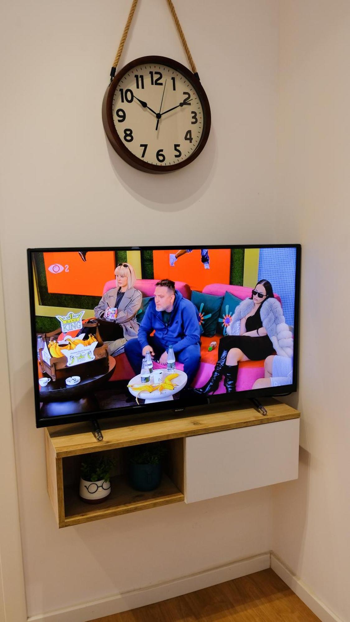 2E Center Apartment 티라나 외부 사진